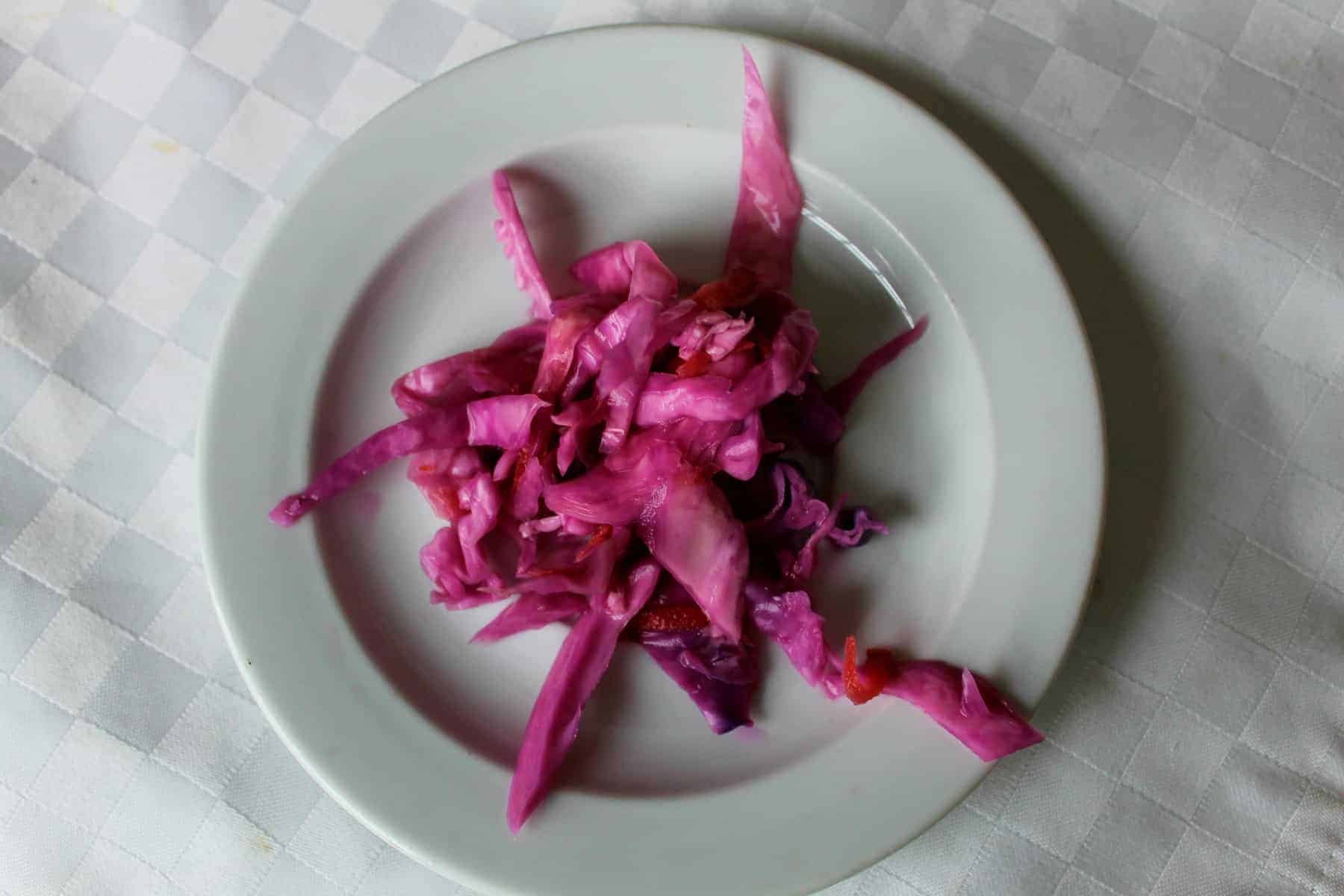 Russian quick-pickled sauerkraut with cranberries