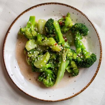 Zesty broccoli salad