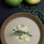 Vegan Jerusalem artichoke soup with apples