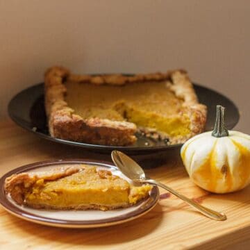 Vegan Hubbard squash pie