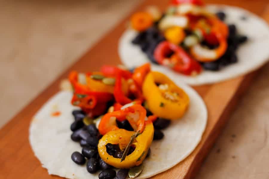 Black bean and sweet pepper salsa tacos