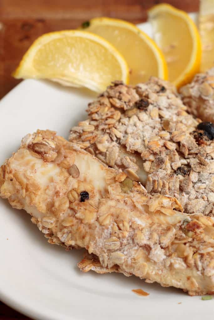 baked oat-crusted cod fillets