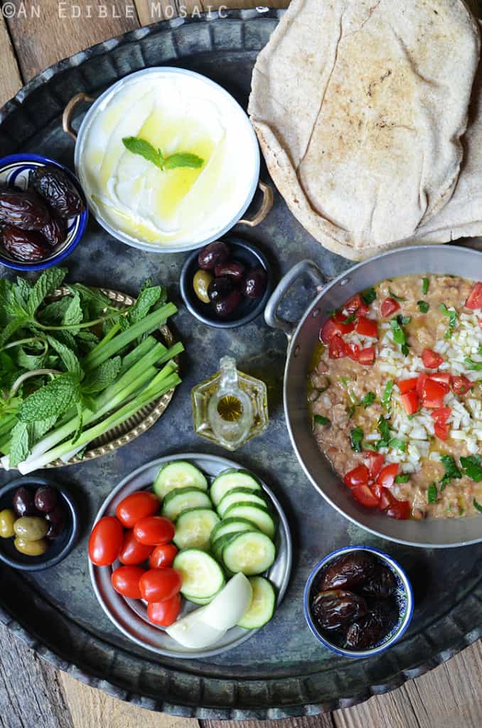 A peek into Faith's take on the Middle Eastern breakfast, beautiful foul mudammas