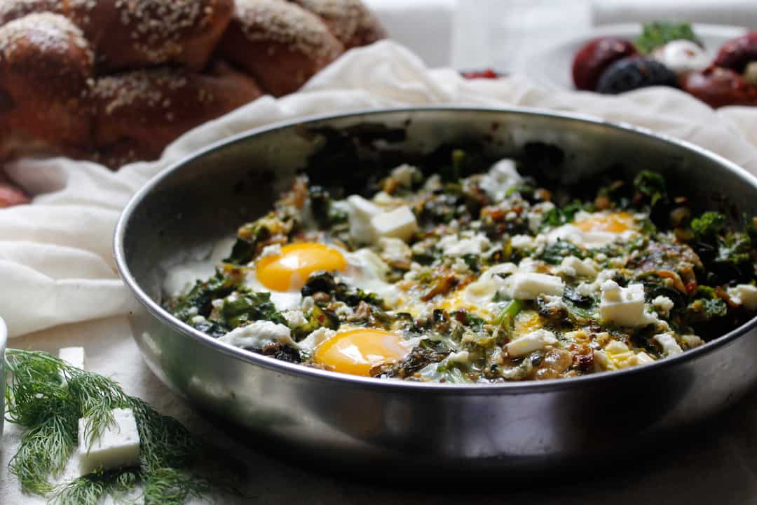 A different take on Middle Eastern breakfast, this salty and savoury green shakshuka is a perfect way to celebrate greens & the ultimate Israeli breakfast! Vegetarian, gluten-free.