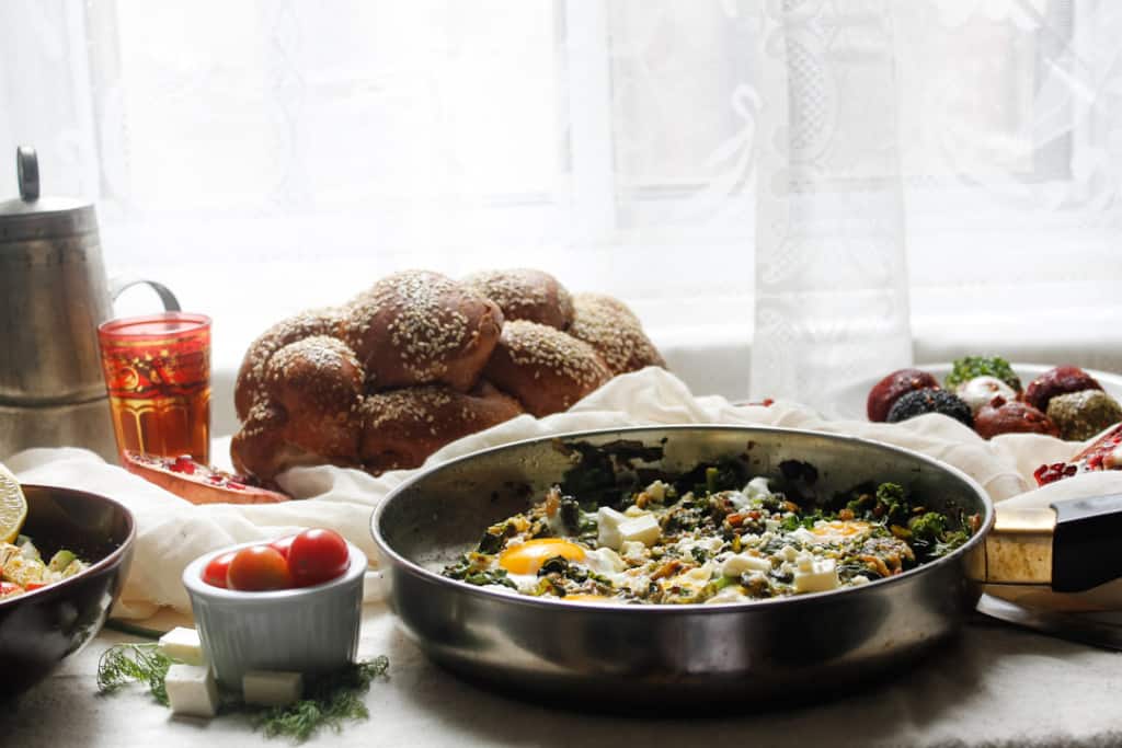 A different take on Middle Eastern breakfast, this salty and savoury green shakshuka is a perfect way to celebrate greens & the ultimate Israeli breakfast! Vegetarian, gluten-free.