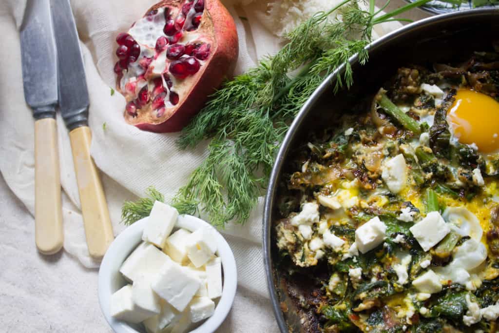 A different take on Middle Eastern breakfast, this salty and savoury green shakshuka is a perfect way to celebrate greens & the ultimate Israeli breakfast! Vegetarian, gluten-free.