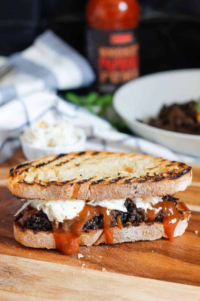 A vegan take on pulled pork sandwich, this pulled mushroom sandwich is a smoky, sweet and creamy mess that will leave you giddy with joy.