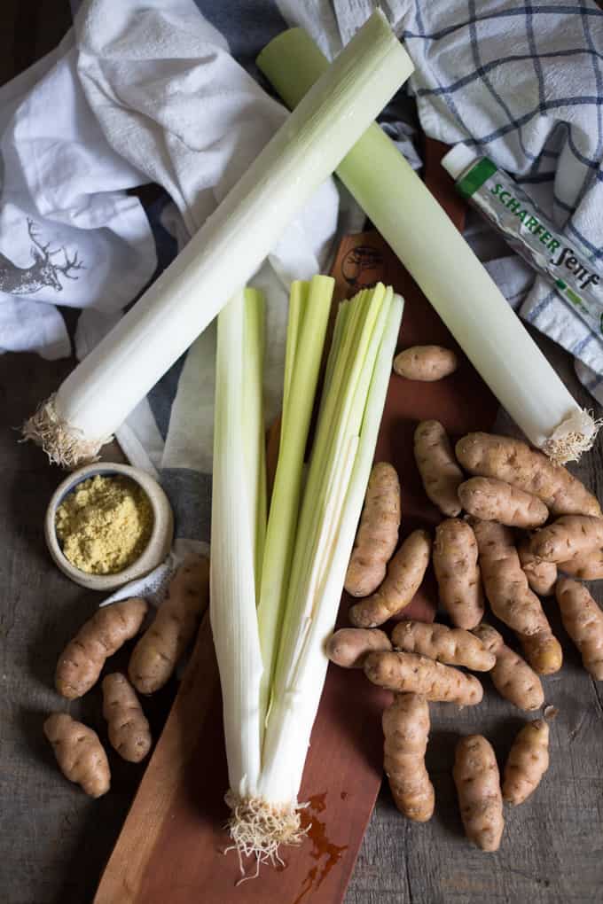 Salt-free potato leek soup with mustard