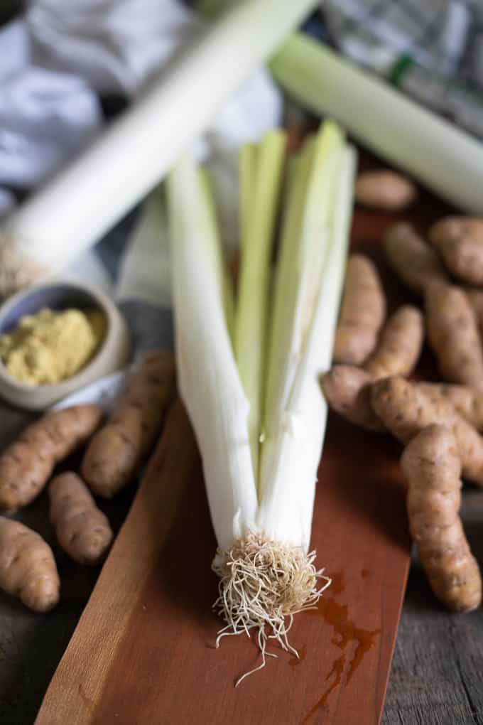 Salt-free potato leek soup with mustard