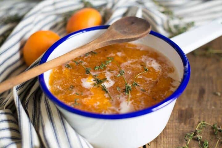 Apricot thyme jam