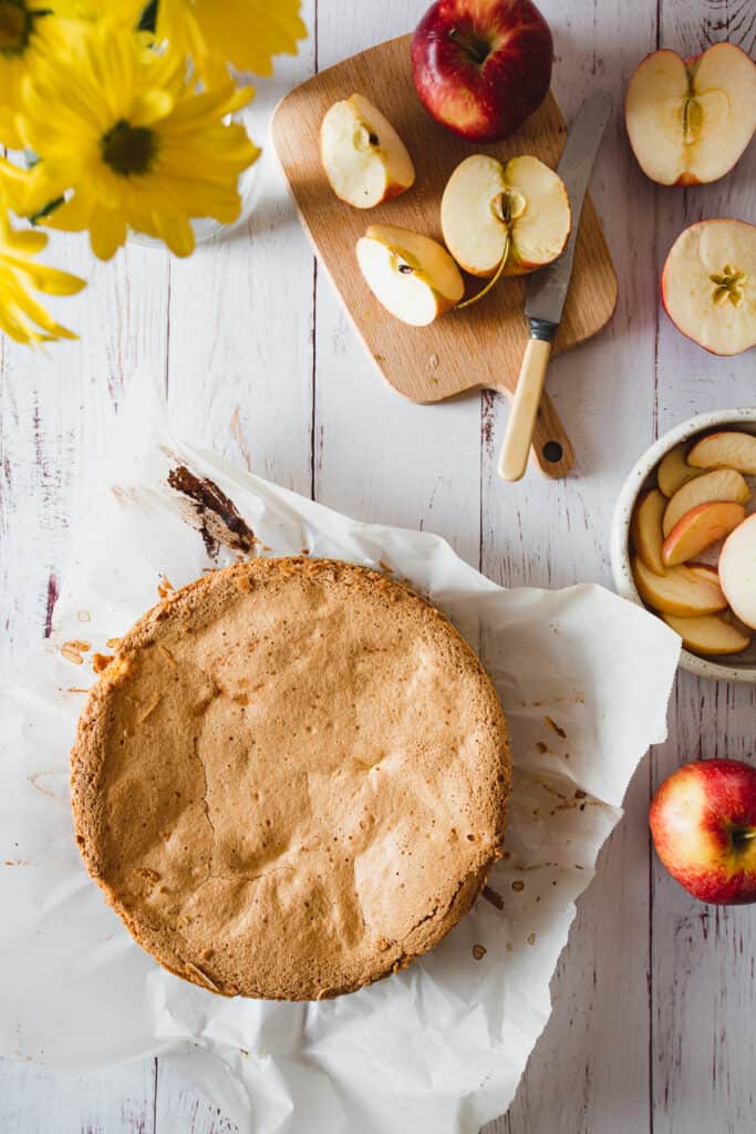 baked cake with apples