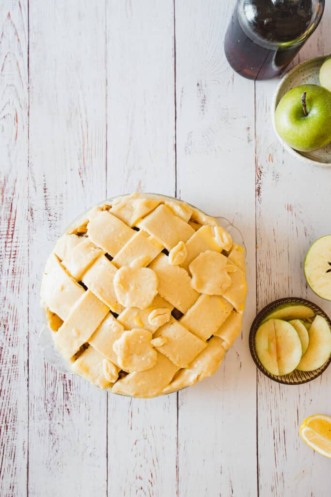 unbaked gluten free apple pie and apples