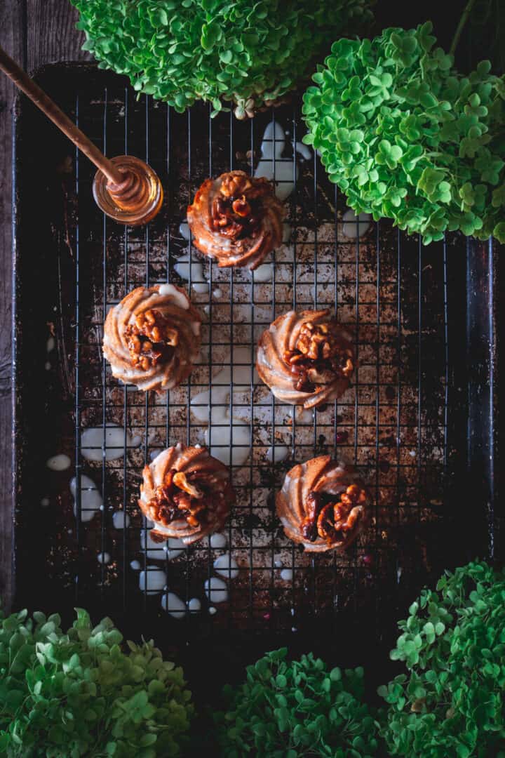 honey cakes on baking sheet with honey