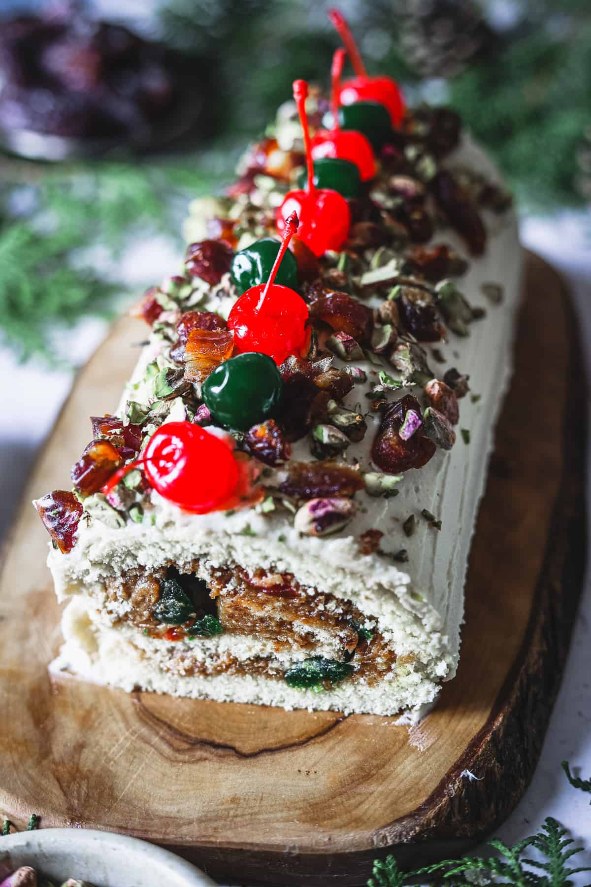 https://immigrantstable.com/wp-content/uploads/2021/12/Gluten-Free-Yule-Log-26.jpg