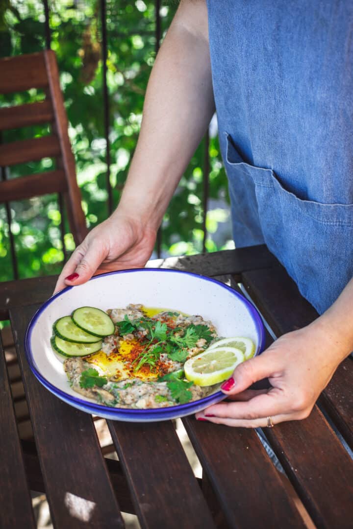 bringing baba ganoush without tahini to the table