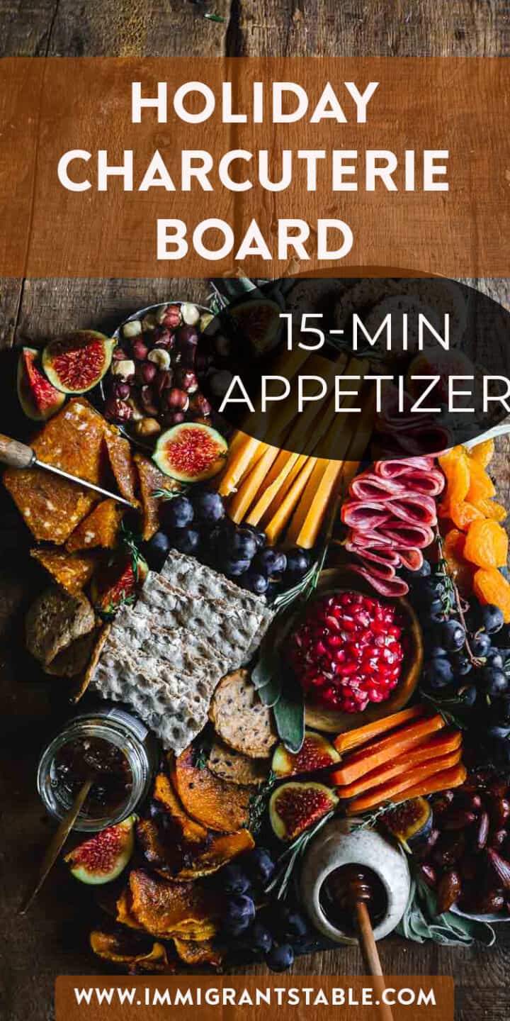 Thanksgiving charcuterie board: a quick and easy 15-minute appetizer for the holidays.