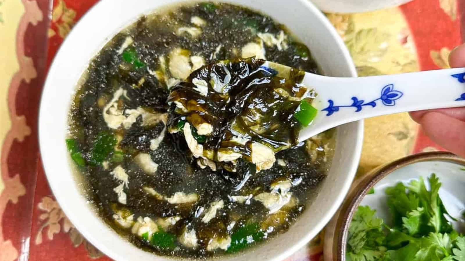 Chinese seaweed soup