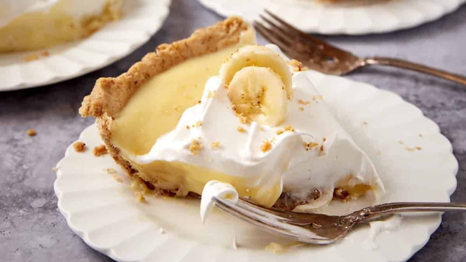 Southern banana cream pie with a walnut crust and layers of creamy banana filling.