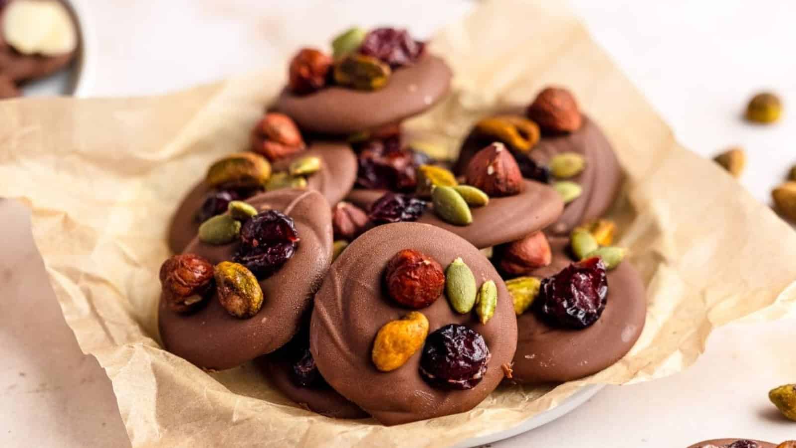 17 Road Trip Snacks and Drinks That Make the Drive Fly By 17 Road Trip Snacks and Drinks That Make the Drive Fly By